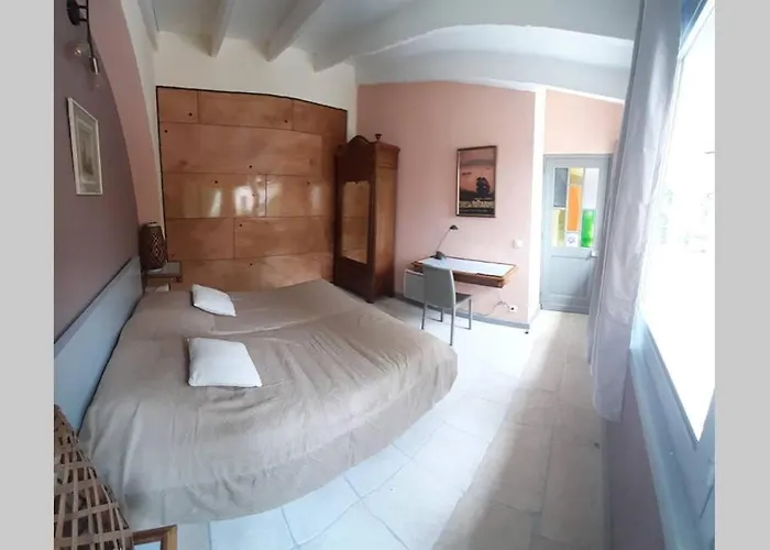 Loft Atelier Dans Ancien Domaine Viticole Moux